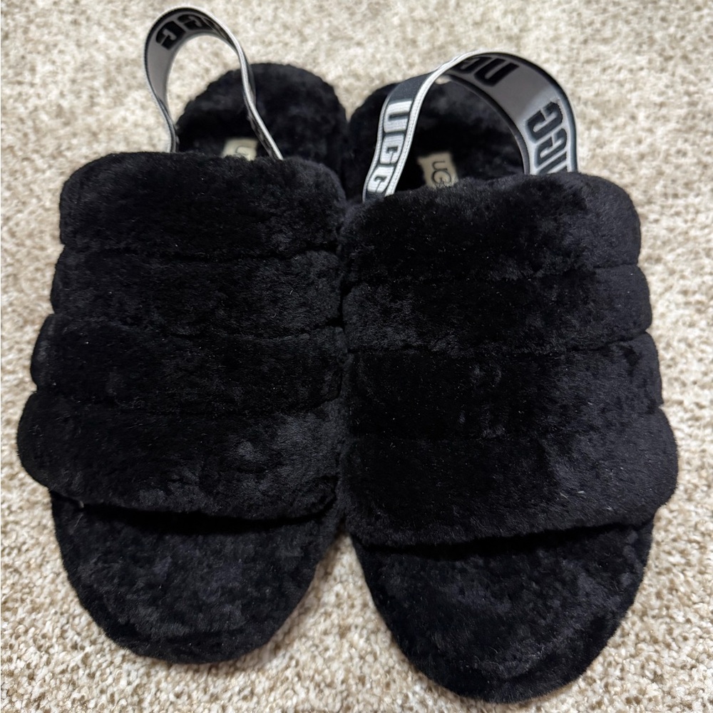 UGG Womens Black Fluff Yah Slides